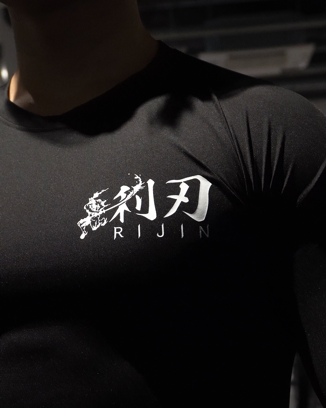 PERFORMANCE COMPRESSION LONG SLEEVE BLACK