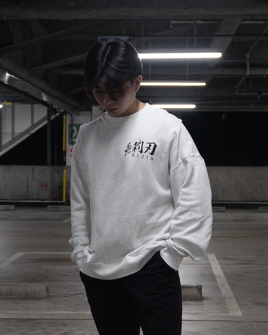 HEAVYWEIGHT ESSENTIAL CREW SWEATSHIRT WHITE