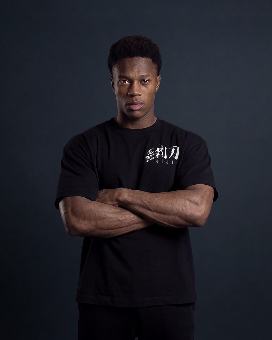 CLASSIC OVERSIZED TEE BLACK
