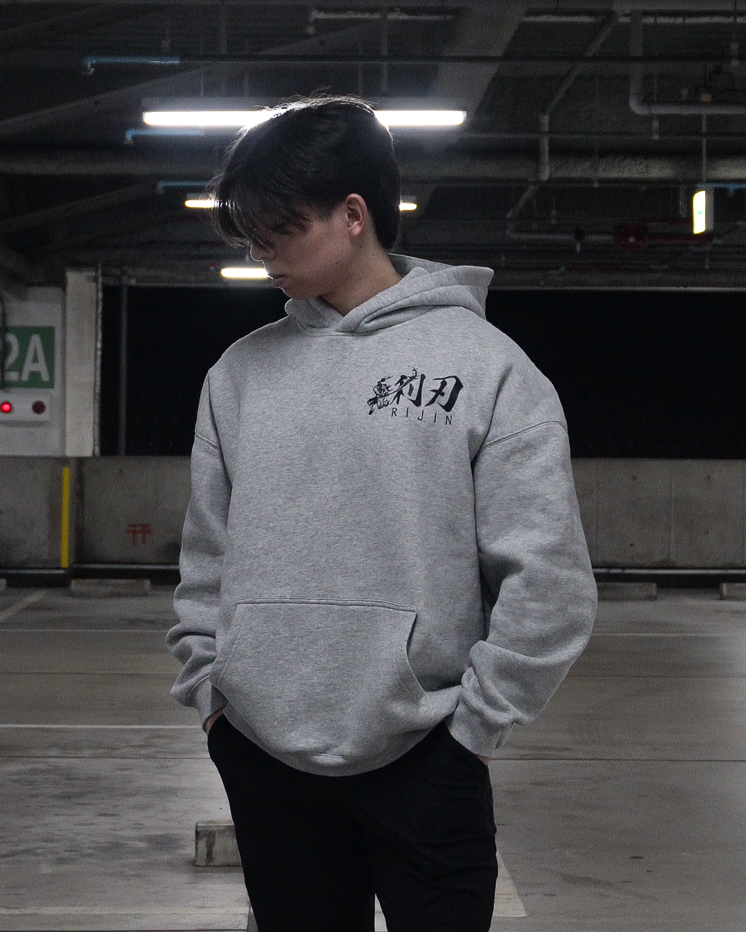 HEAVYWEIGHT CLASSIC HOODIE GREY