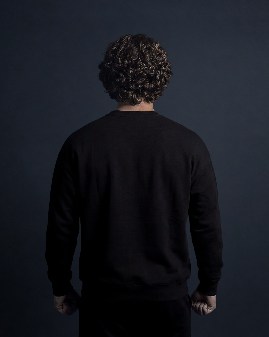 HEAVYWEIGHT ESSENTIAL CREW SWEATSHIRT BLACK