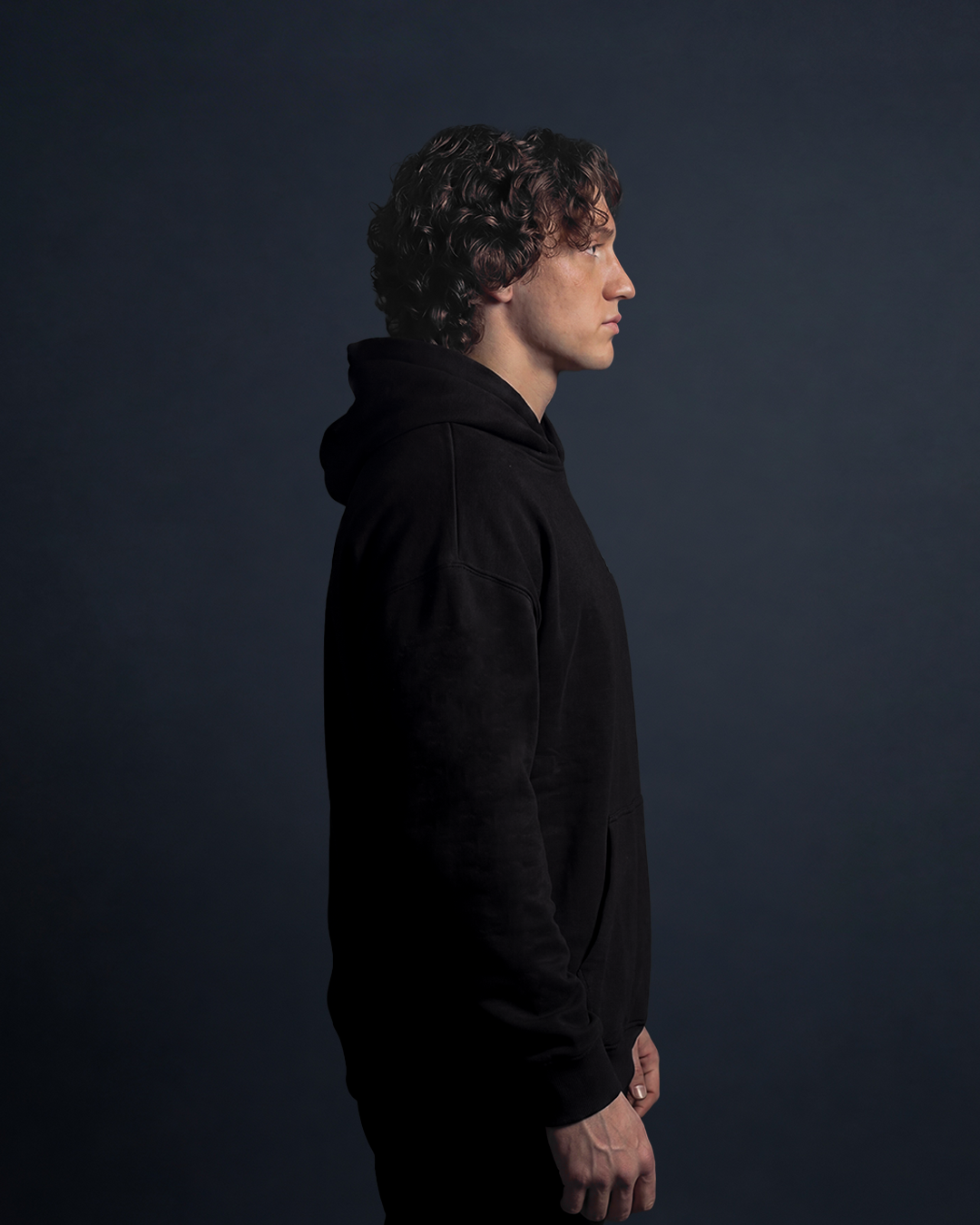 HEAVYWEIGHT CLASSIC HOODIE BLACK