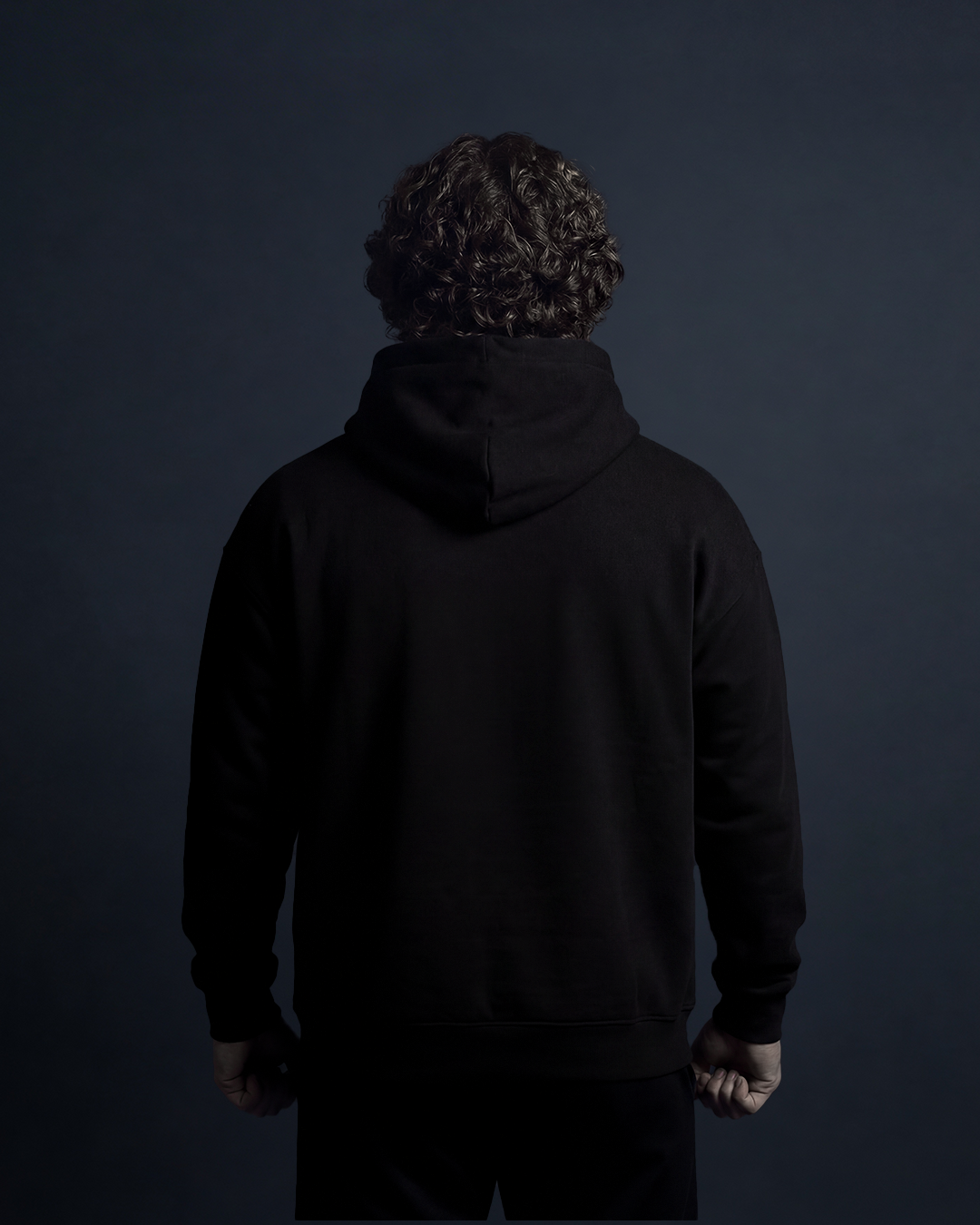 HEAVYWEIGHT CLASSIC HOODIE BLACK
