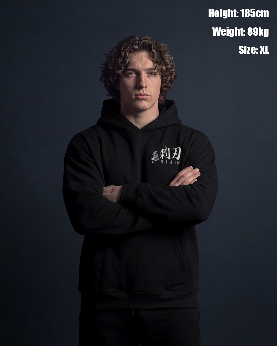 HEAVYWEIGHT CLASSIC HOODIE BLACK